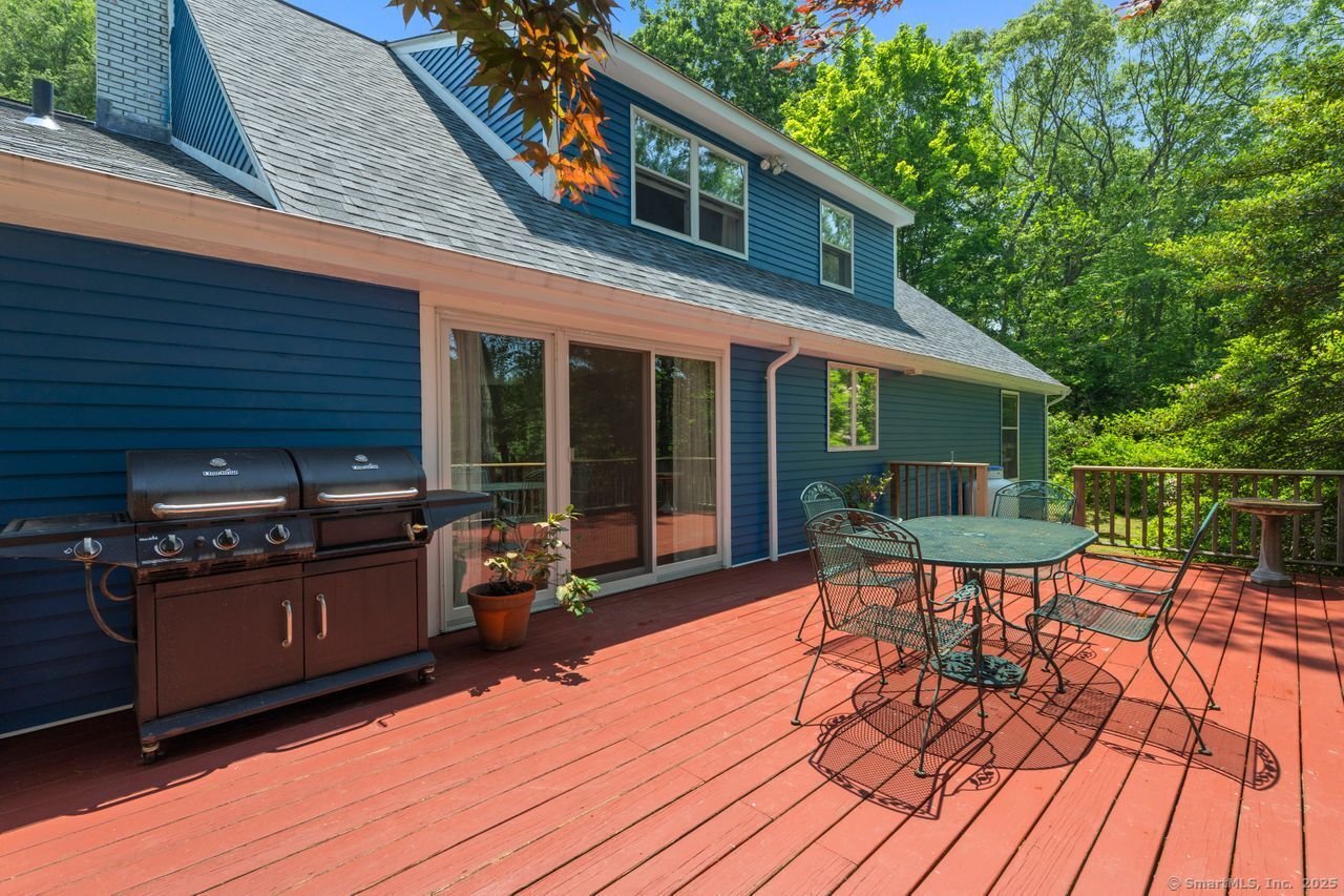 Old Lyme, Connecticut, 06371, United States, 4 Bedrooms Bedrooms, ,3 BathroomsBathrooms,Residential,For Sale,1856921