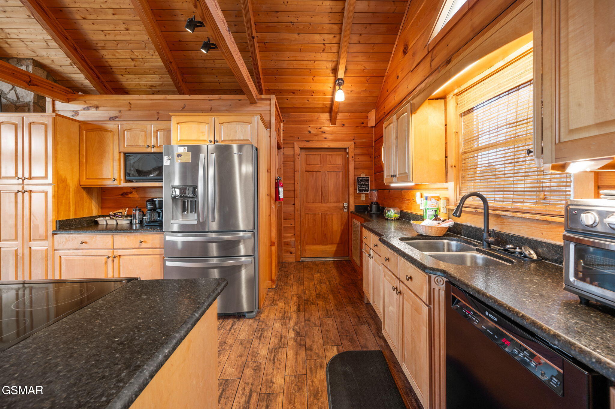 Gatlinburg, Tennessee, 37738, United States, 3 Bedrooms Bedrooms, ,3 BathroomsBathrooms,Residential,For Sale,1977733