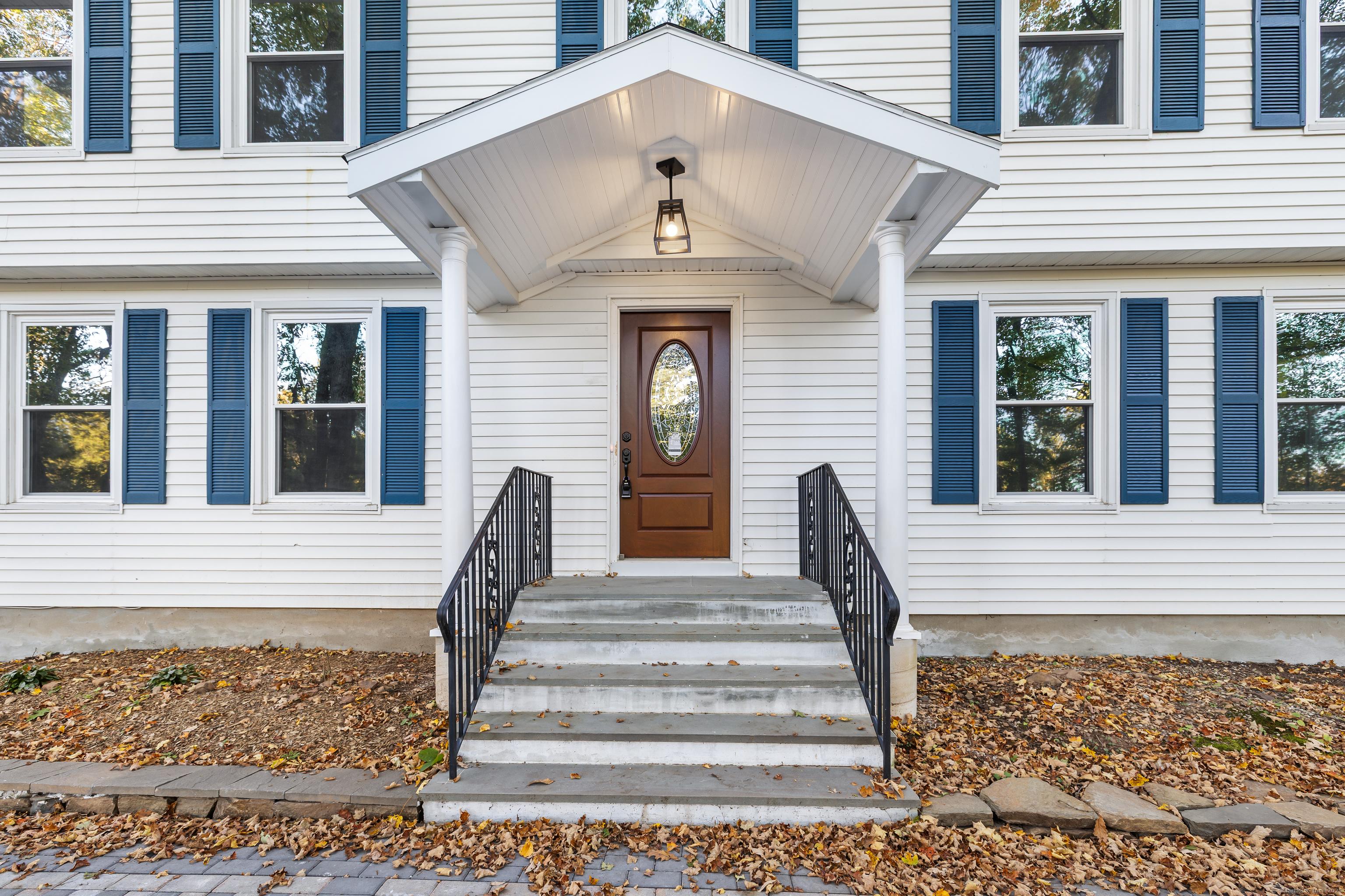 Bloomfield, Connecticut, 06002, United States, 4 Bedrooms Bedrooms, ,3 BathroomsBathrooms,Residential,For Sale,1978351