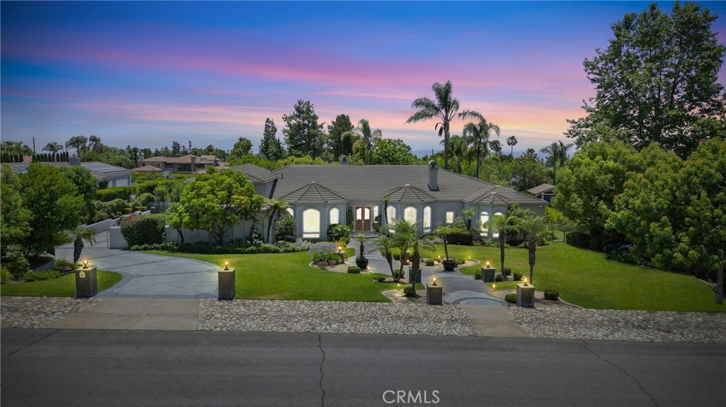 Claremont, California, 91711, United States, 4 Bedrooms Bedrooms, ,6 BathroomsBathrooms,Residential,For Sale,1893668