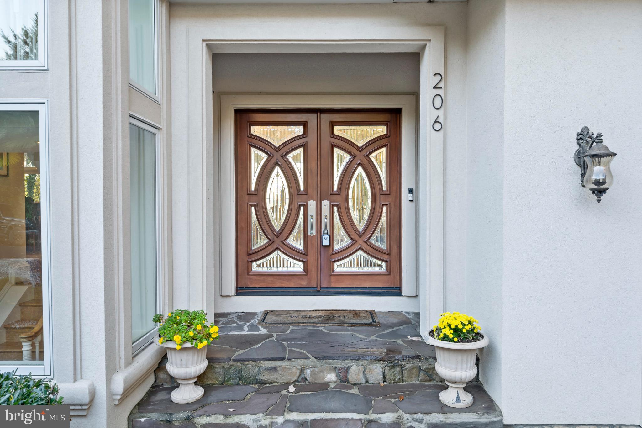 Lusby, Maryland, 20657, United States, 4 Bedrooms Bedrooms, ,6 BathroomsBathrooms,Residential,For Sale,1990435