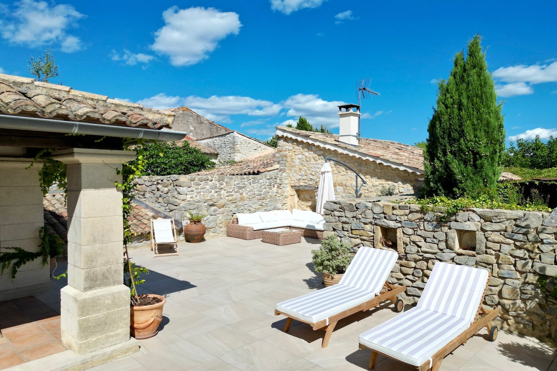  Uzès - lussan Charming Renovated stone Home in a Peaceful Village Setting - 物件實景