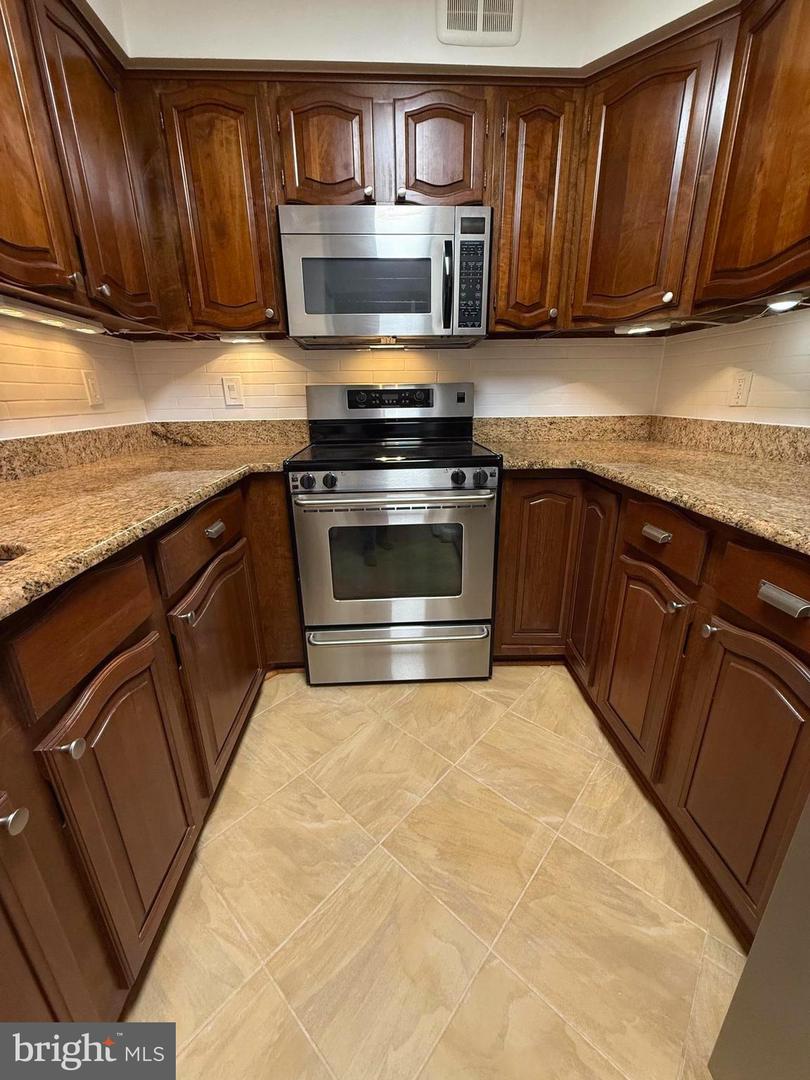 Washington, District of Columbia, 20007, United States, 1 Bedroom Bedrooms, ,1 BathroomBathrooms,Residential,For Sale,1941615