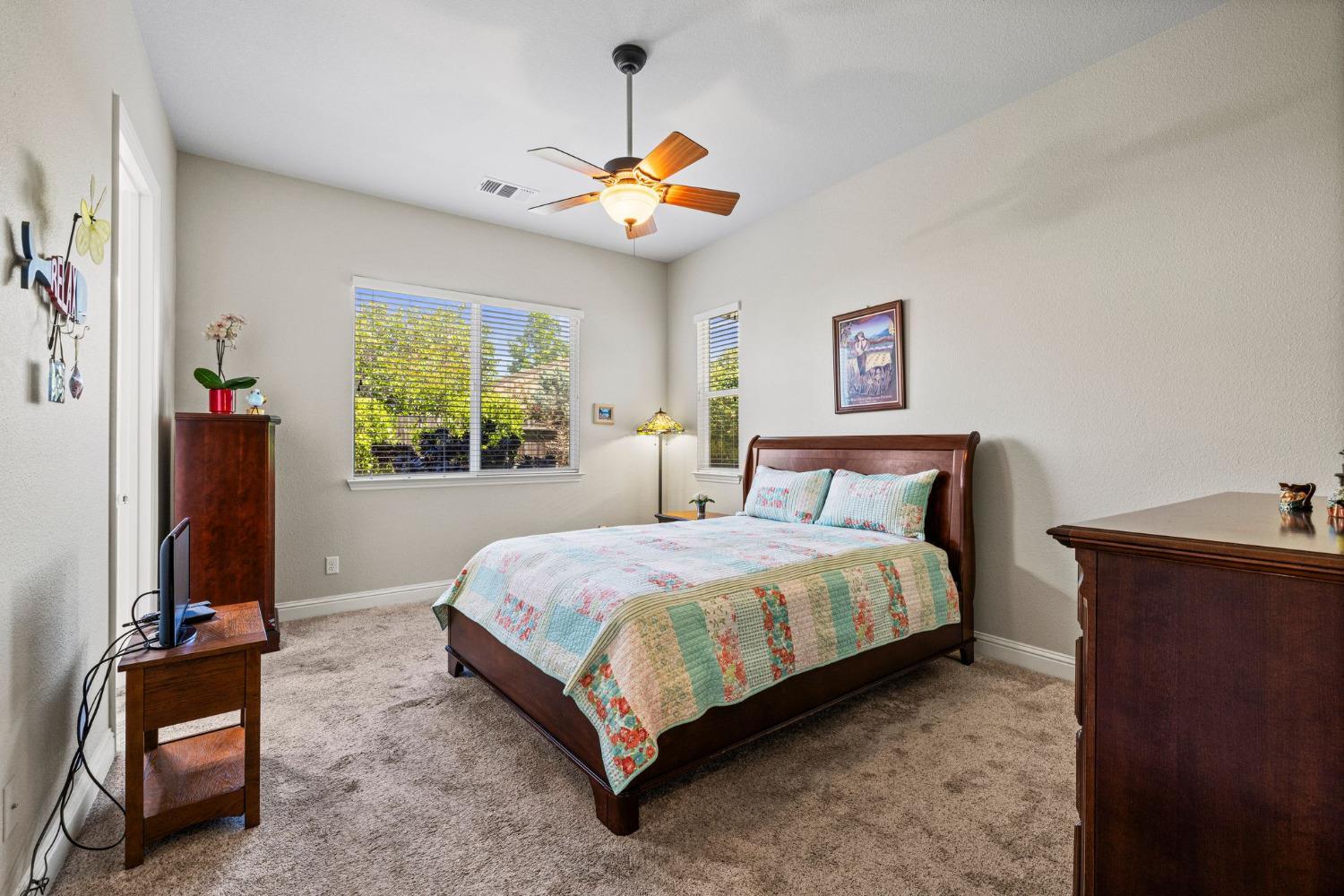 Roseville, California, 95747, United States, 3 Bedrooms Bedrooms, ,2 BathroomsBathrooms,Residential,For Sale,1924391