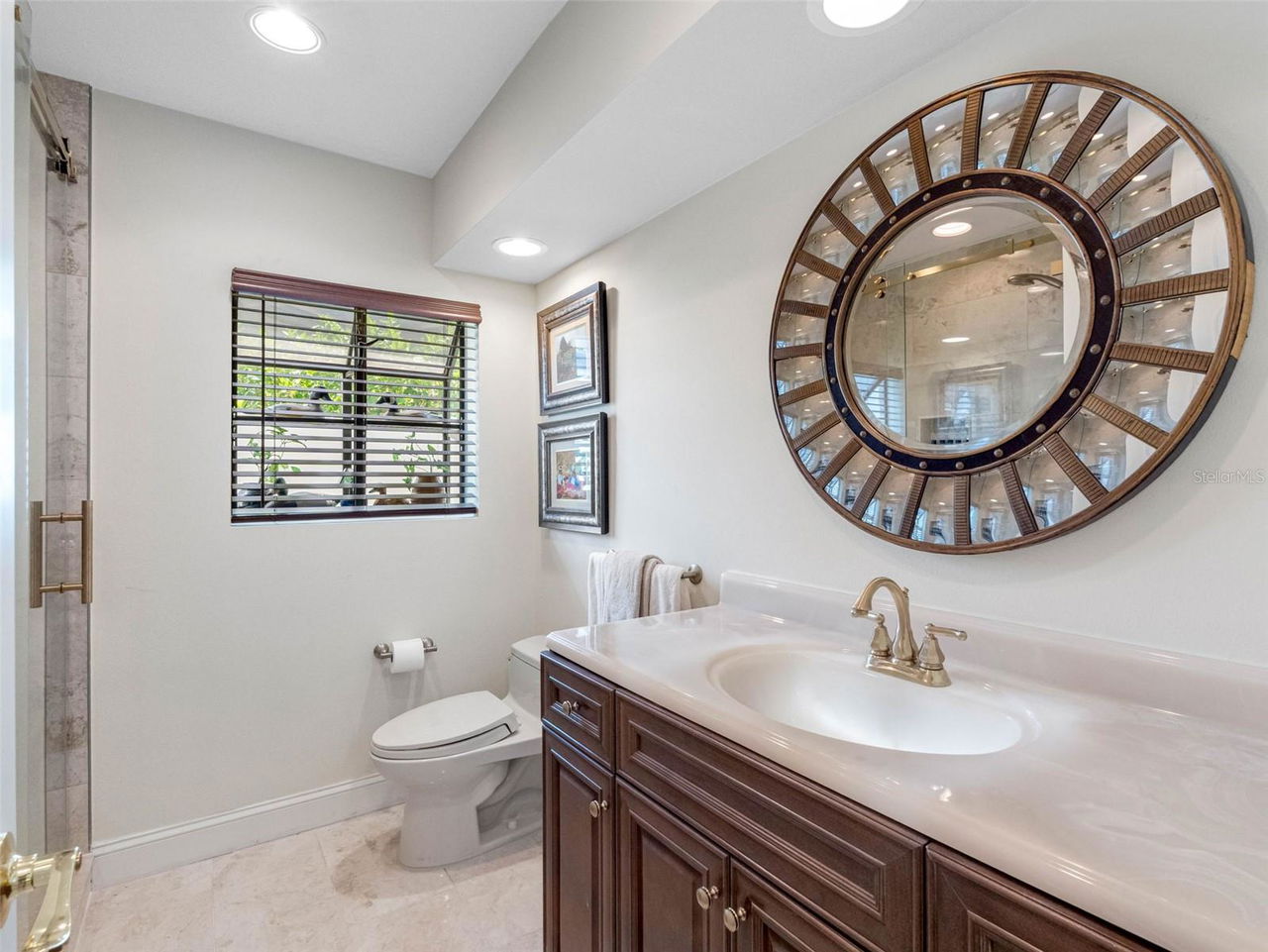 CLEARWATER BEACH, Florida, 33767, United States, 3 Bedrooms Bedrooms, ,3 BathroomsBathrooms,Residential,For Sale,1979132