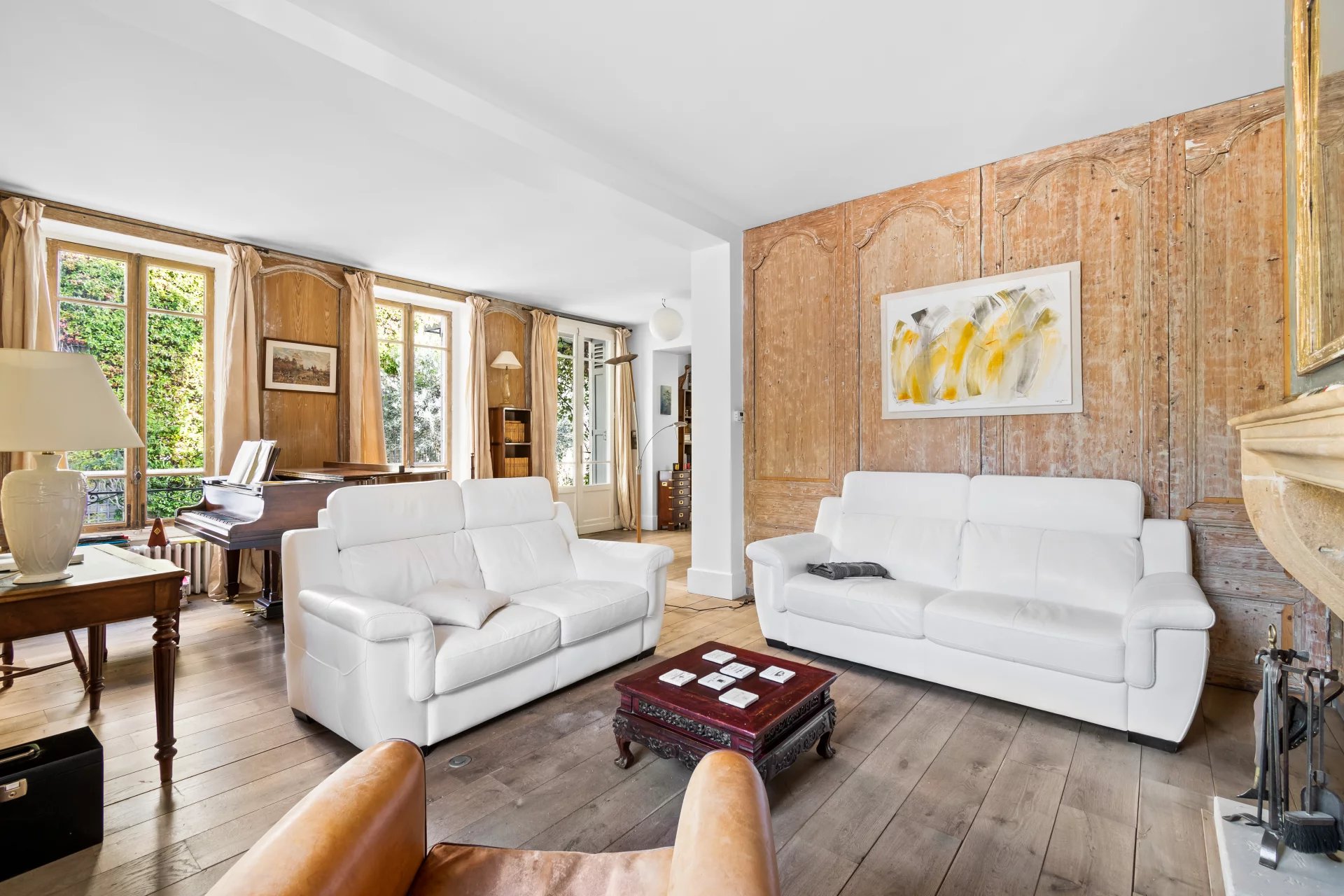 Le Vésinet, Île-de-France, 78110, FR, 3 Bedrooms Bedrooms, ,5 BathroomsBathrooms,Residential,For Sale,1994854