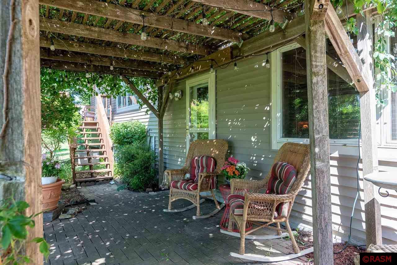 Mankato, Minnesota, 56001, United States, 5 Bedrooms Bedrooms, ,1 BathroomBathrooms,Residential,For Sale,1914135