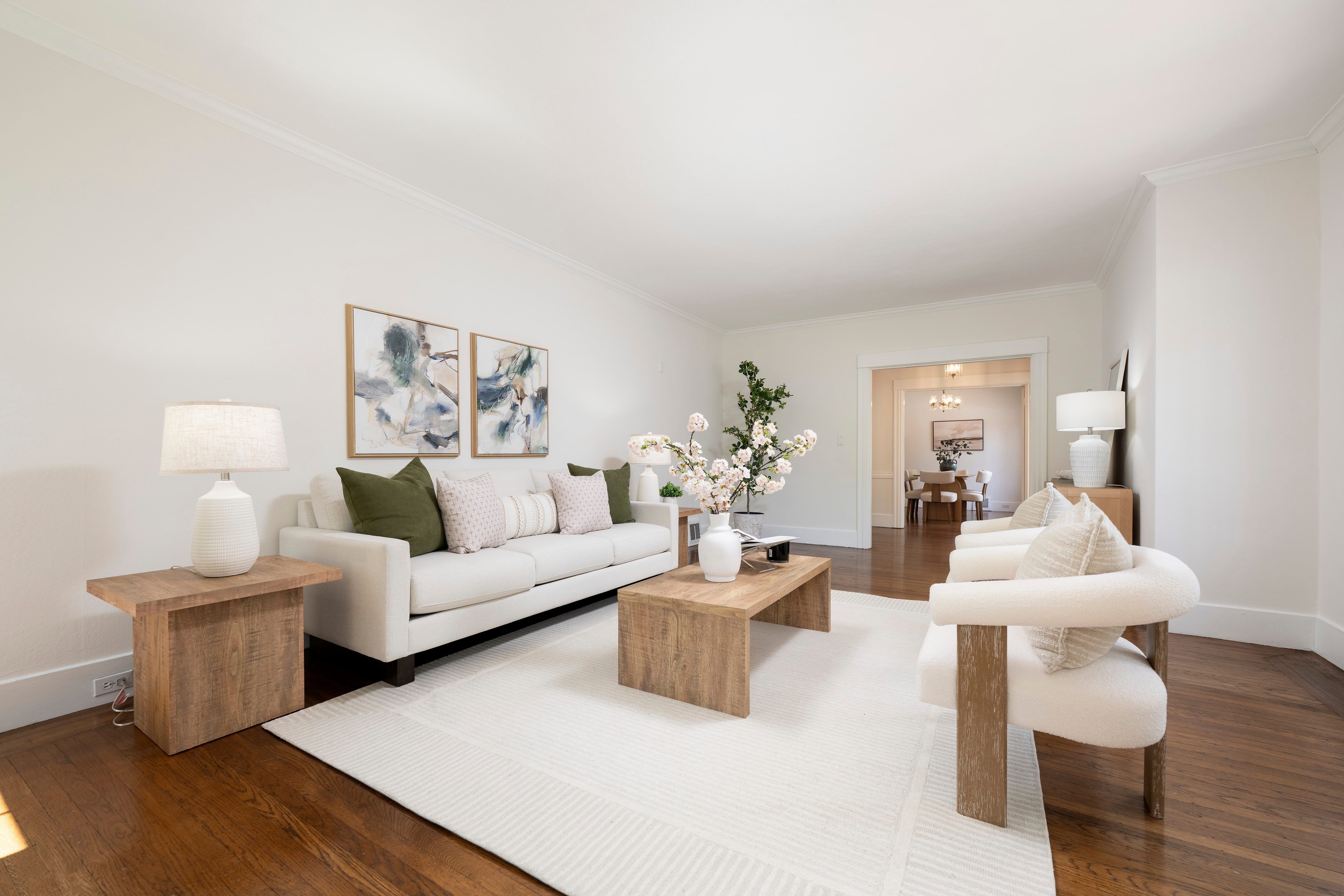  Charming Single-Level Home With ADU on Large Flat Lot - 物件實景