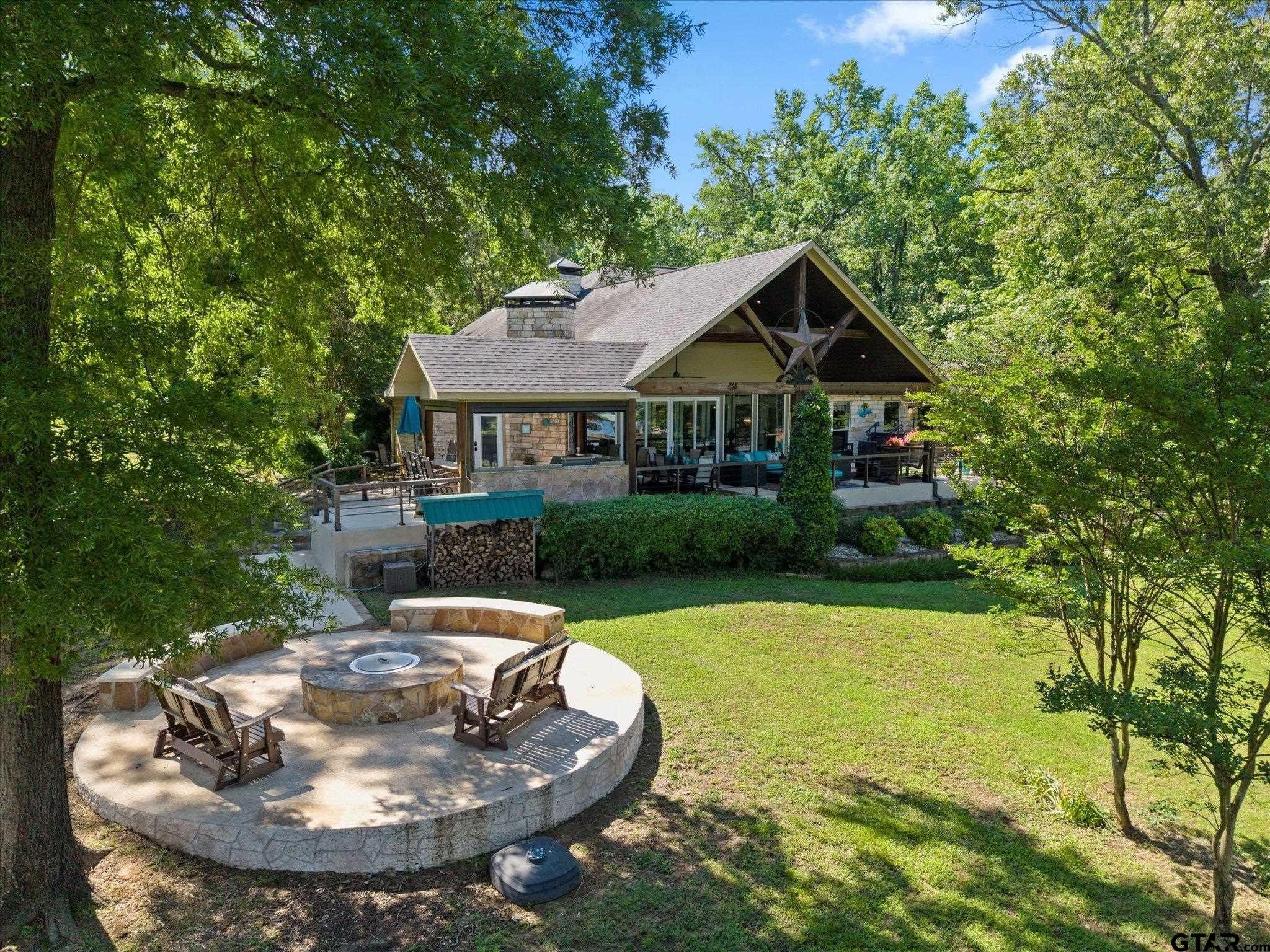 Pittsburg, Texas, 75686, United States, 4 Bedrooms Bedrooms, ,4 BathroomsBathrooms,Residential,For Sale,1983257