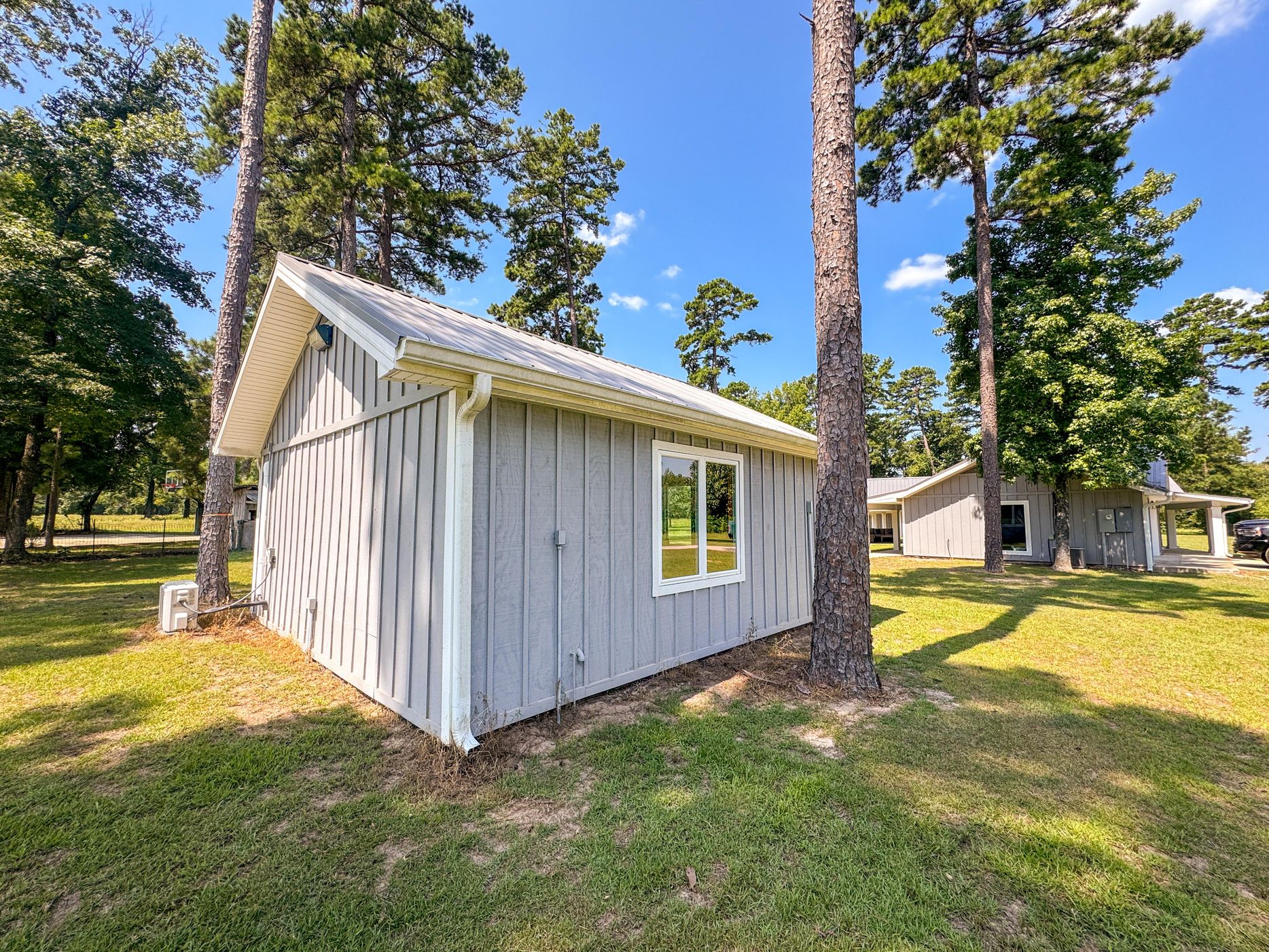 Douglassville, Texas, 75560, United States, 4 Bedrooms Bedrooms, ,3 BathroomsBathrooms,Residential,For Sale,1914297