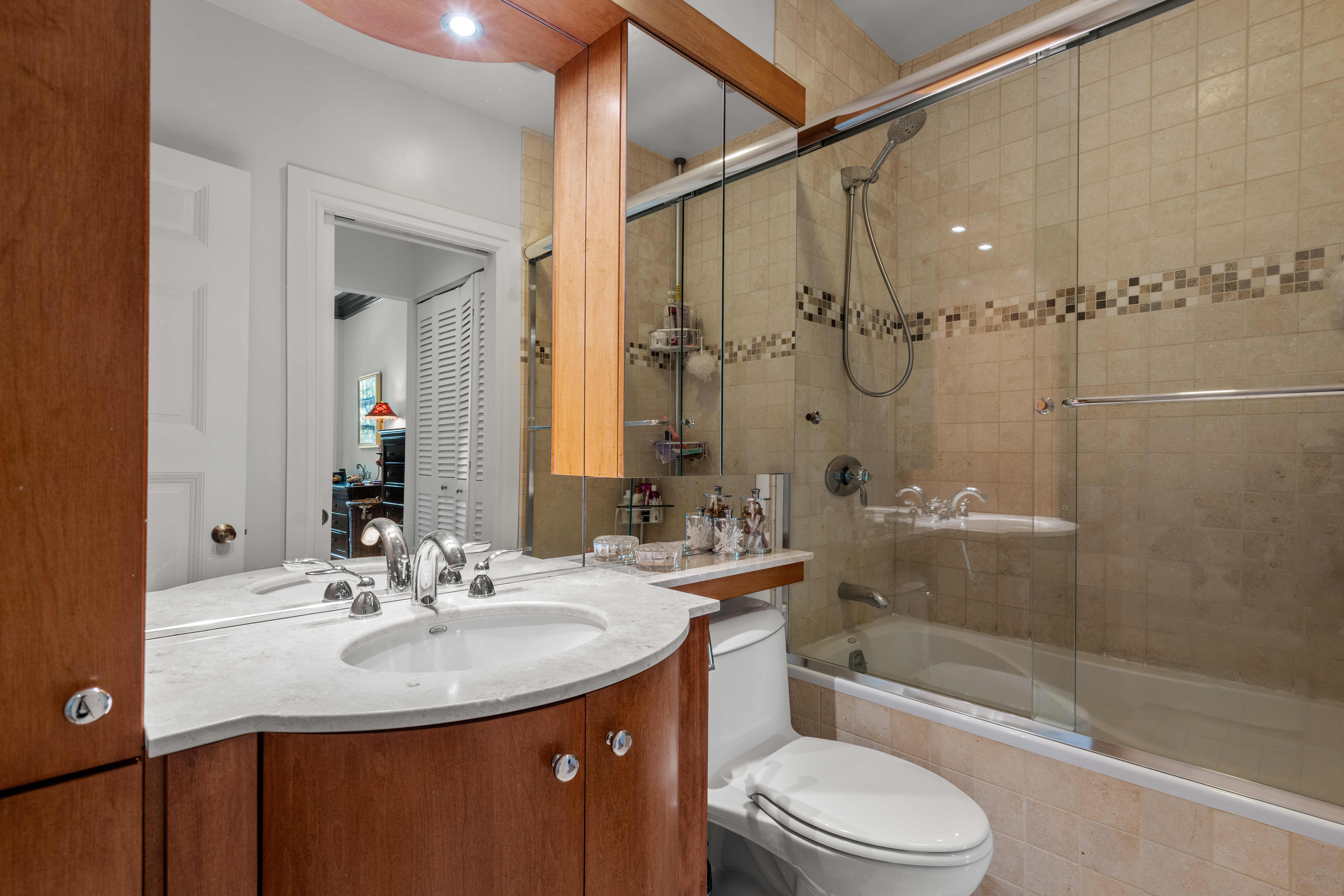  43 Carlton Street, Unit 2, Brookline, MA, 02446 - 物件實景