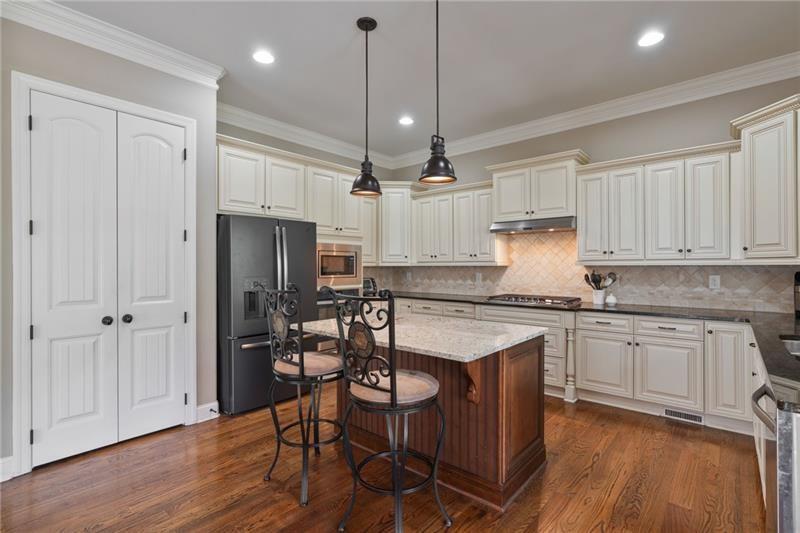 Canton, Georgia, 30114, United States, 3 Bedrooms Bedrooms, ,3 BathroomsBathrooms,Residential,For Sale,1935569