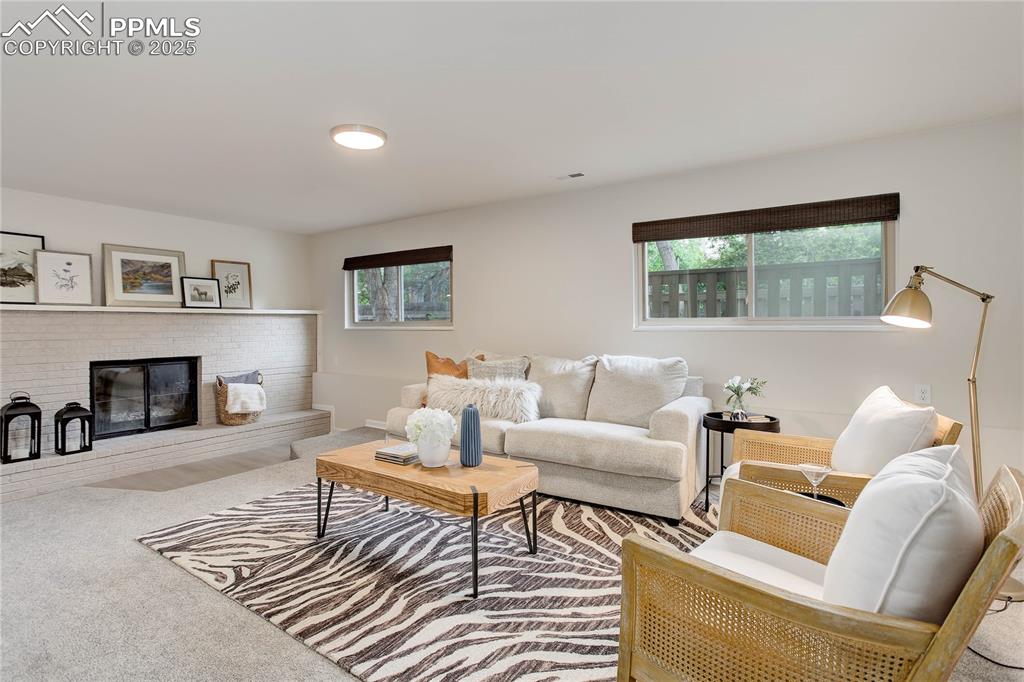 Colorado Springs, Colorado, 80919, United States, 4 Bedrooms Bedrooms, ,1 BathroomBathrooms,Residential,For Sale,1838425