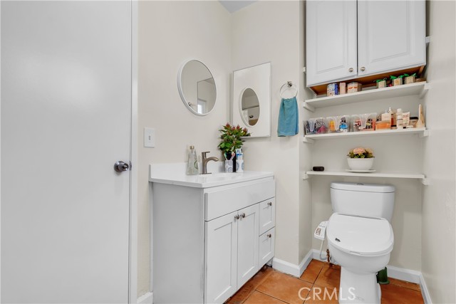 Los Angeles, California, 90059, United States, 3 Bedrooms Bedrooms, ,2 BathroomsBathrooms,Residential,For Sale,1916036
