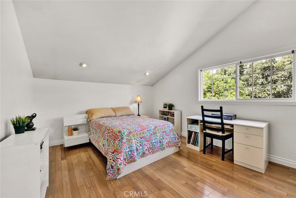 Tustin, California, 92780, United States, 4 Bedrooms Bedrooms, ,3 BathroomsBathrooms,Residential,For Sale,1941038