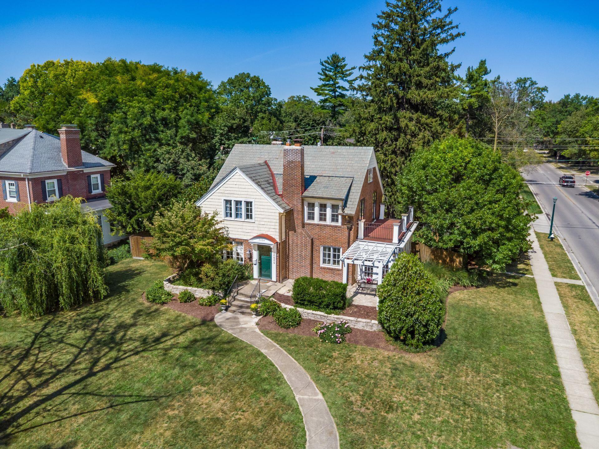 Bexley, Ohio, 43209, United States, 5 Bedrooms Bedrooms, ,2 BathroomsBathrooms,Residential,For Sale,1951090