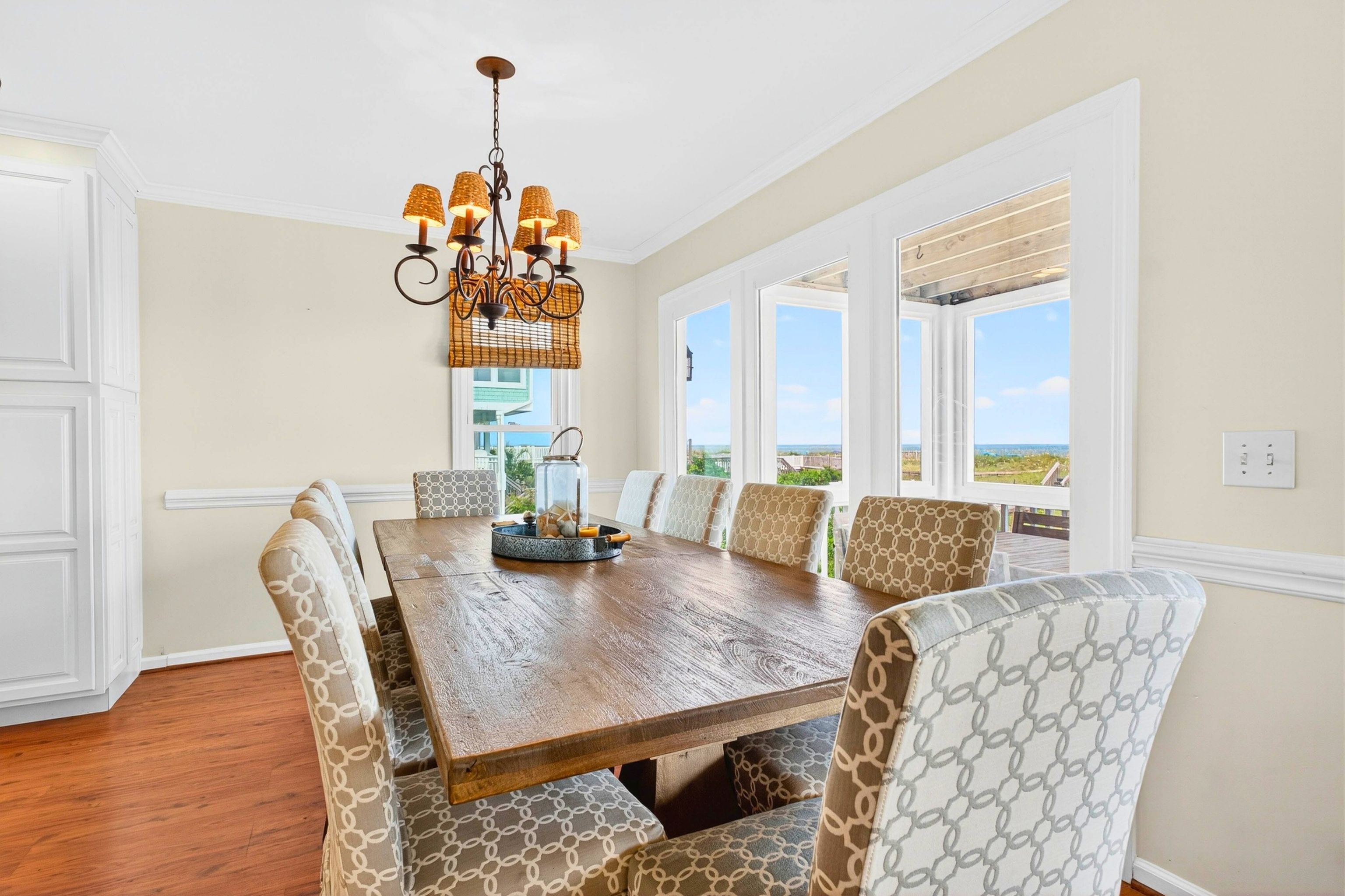 1129 Ocean Blvd W, Holden Beach, NC 28462