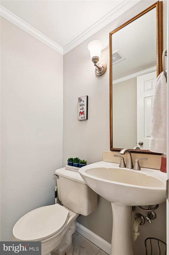 Crofton, Maryland, 21114, United States, 5 Bedrooms Bedrooms, ,4 BathroomsBathrooms,Residential,For Sale,1971690