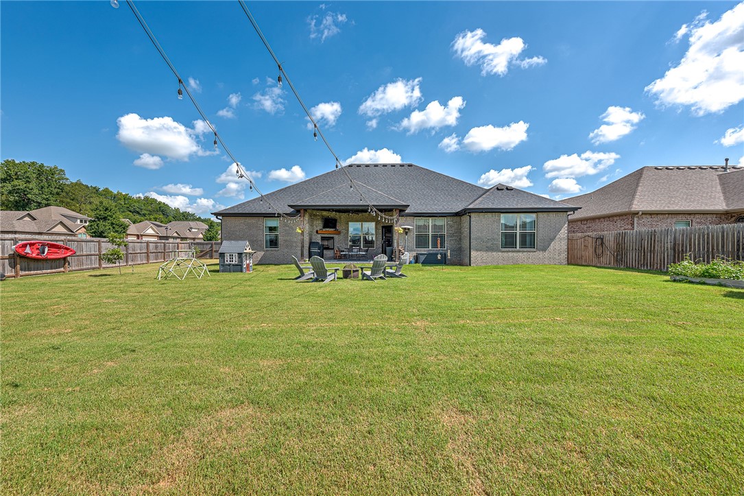 Cave Springs, Arkansas, 72718, United States, 4 Bedrooms Bedrooms, ,3 BathroomsBathrooms,Residential,For Sale,1919634