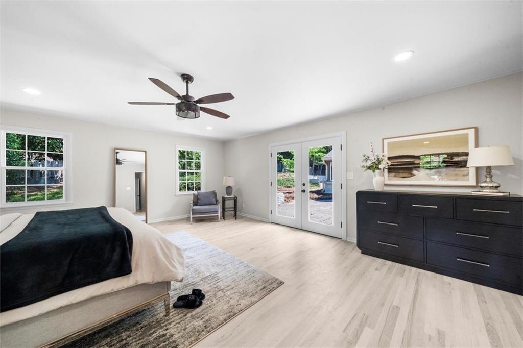 Atlanta, Georgia, 30328, United States, 4 Bedrooms Bedrooms, ,4 BathroomsBathrooms,Residential,For Sale,1917074