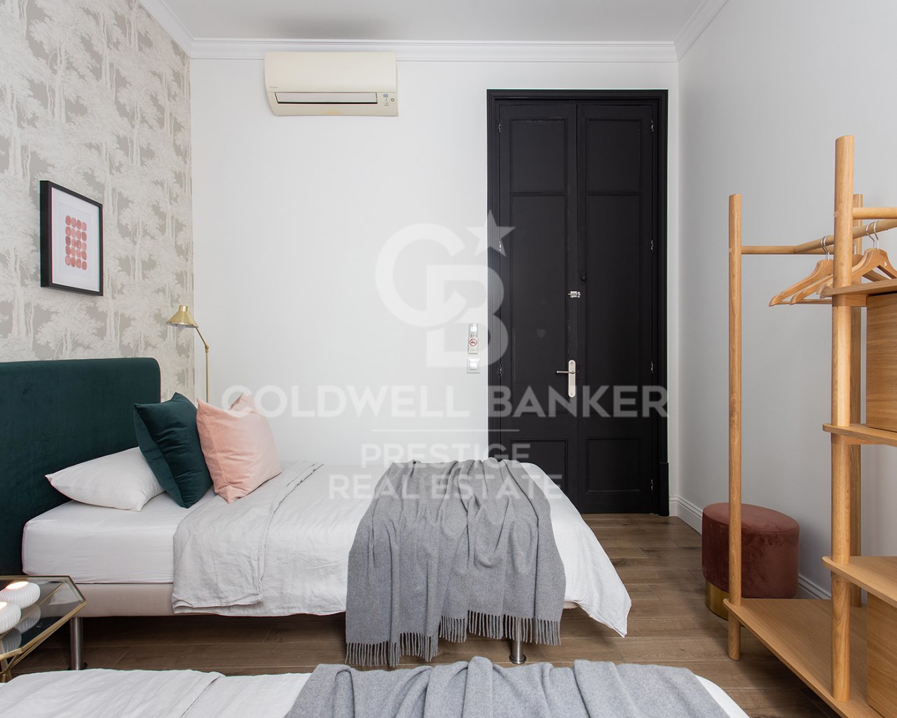 Barcelona, Catalonia, ES, 2 Bedrooms Bedrooms, ,2 BathroomsBathrooms,Residential,For Sale,1907348