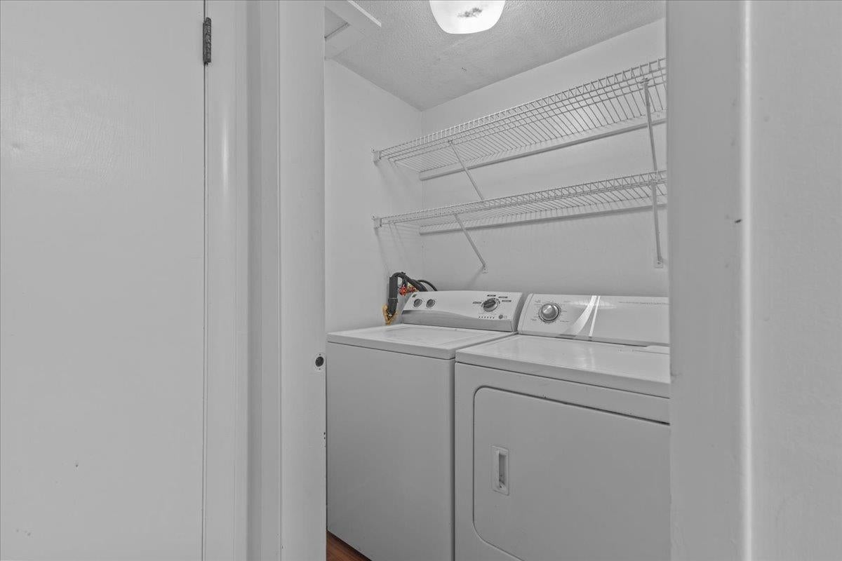 Stowe, Vermont, 05672, United States, 4 Bedrooms Bedrooms, ,2 BathroomsBathrooms,Residential,For Sale,2003261