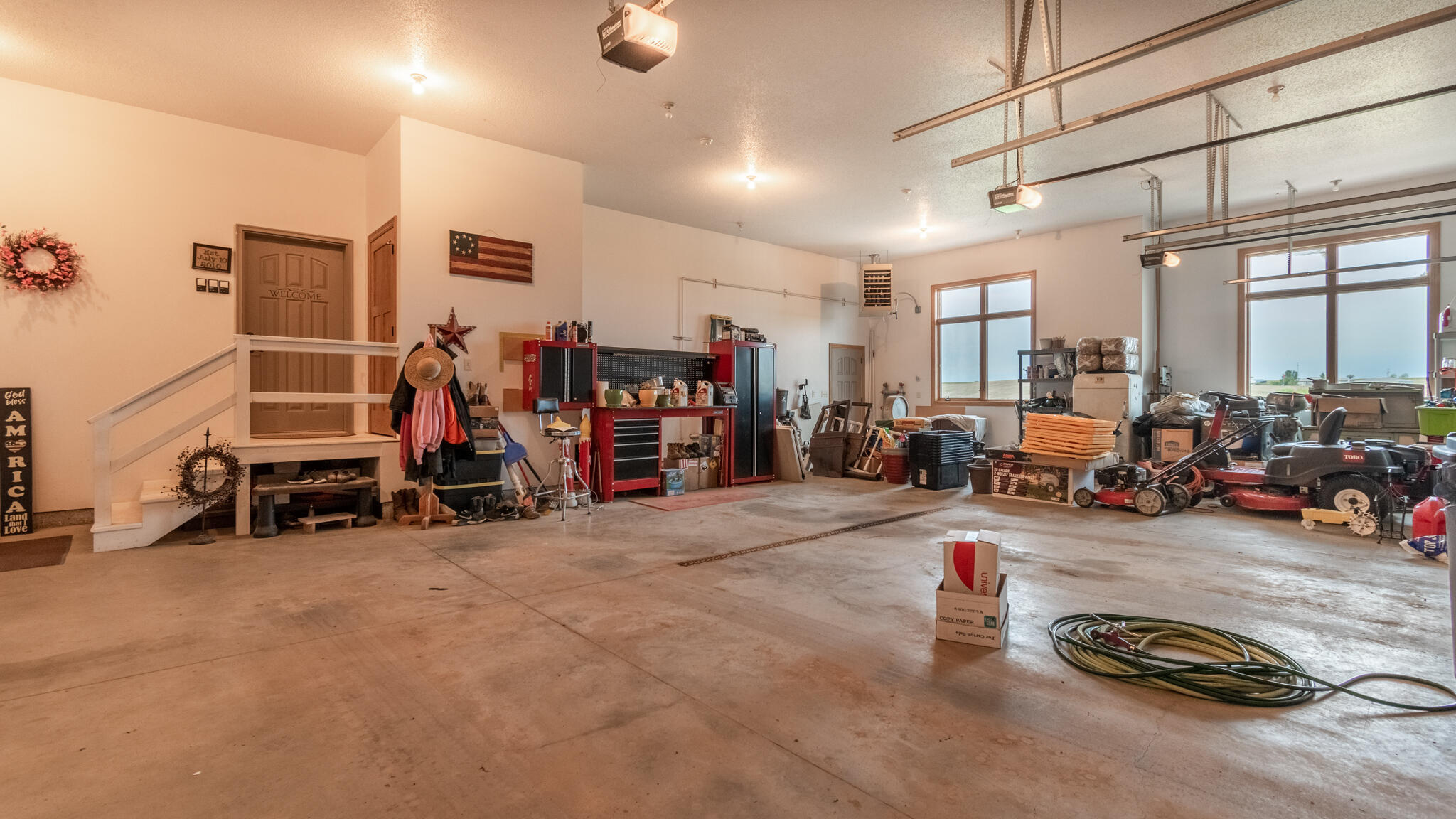 Beulah, North Dakota, 58523, United States, 4 Bedrooms Bedrooms, ,3 BathroomsBathrooms,Residential,For Sale,1780571