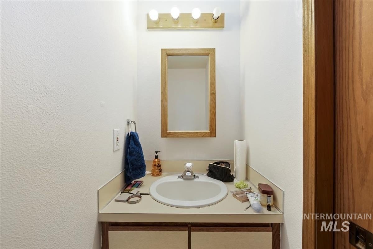 Boise, Idaho, 83706, United States, 8 Bedrooms Bedrooms, ,8 BathroomsBathrooms,Residential,For Sale,1977285