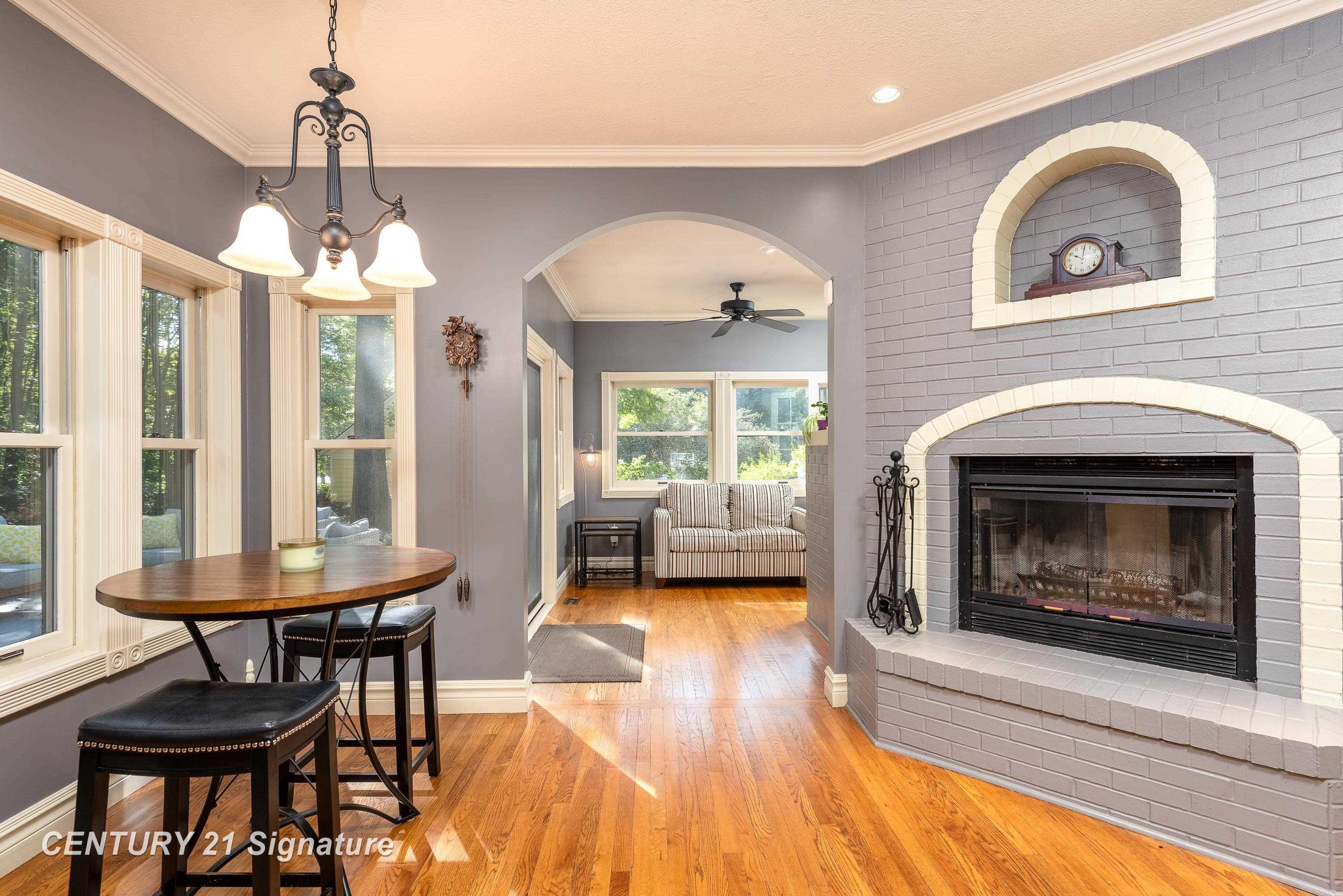 Midland, Michigan, 48642, United States, 5 Bedrooms Bedrooms, ,6 BathroomsBathrooms,Residential,For Sale,1977241