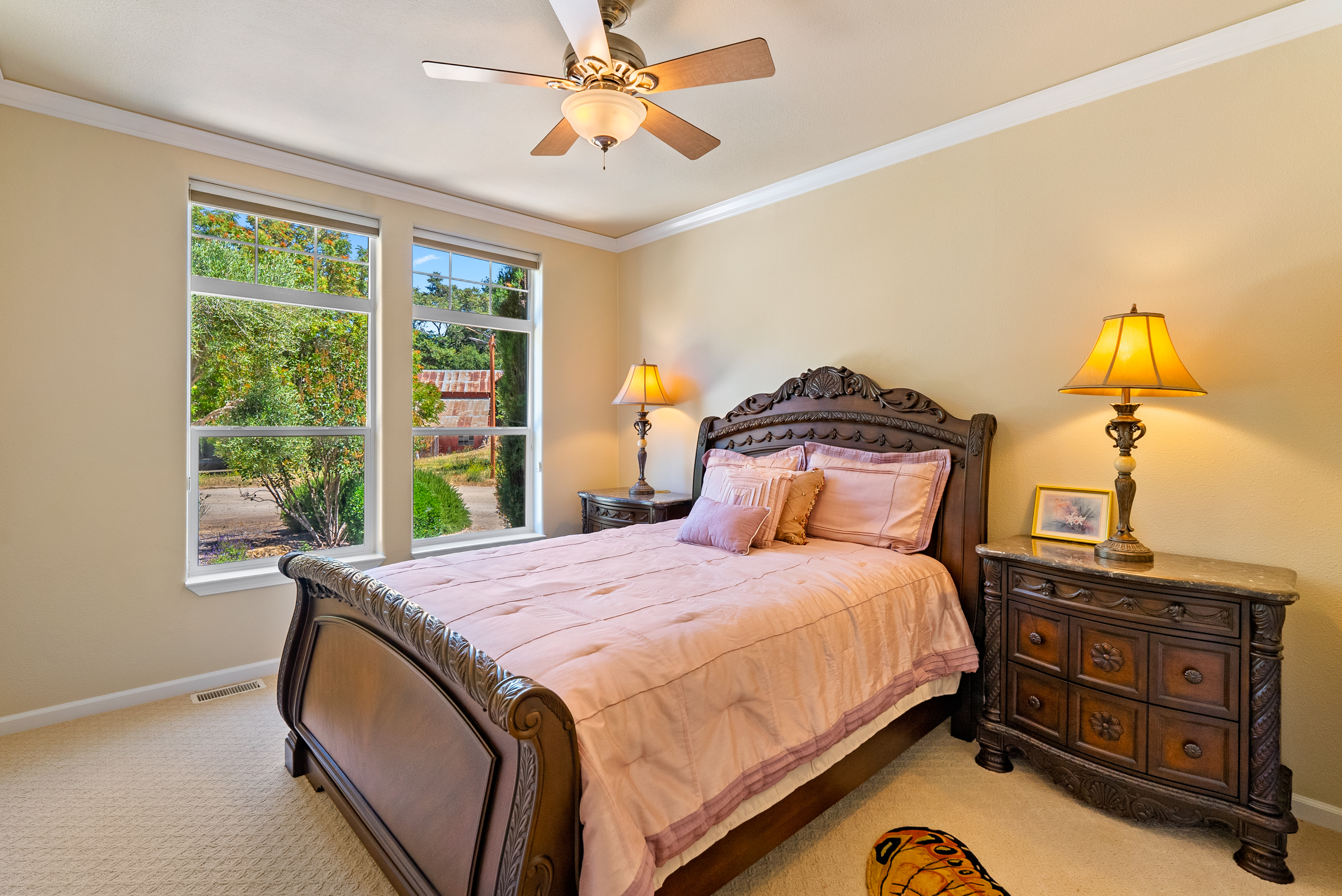  5405 Vineyard Drive - 物件實景