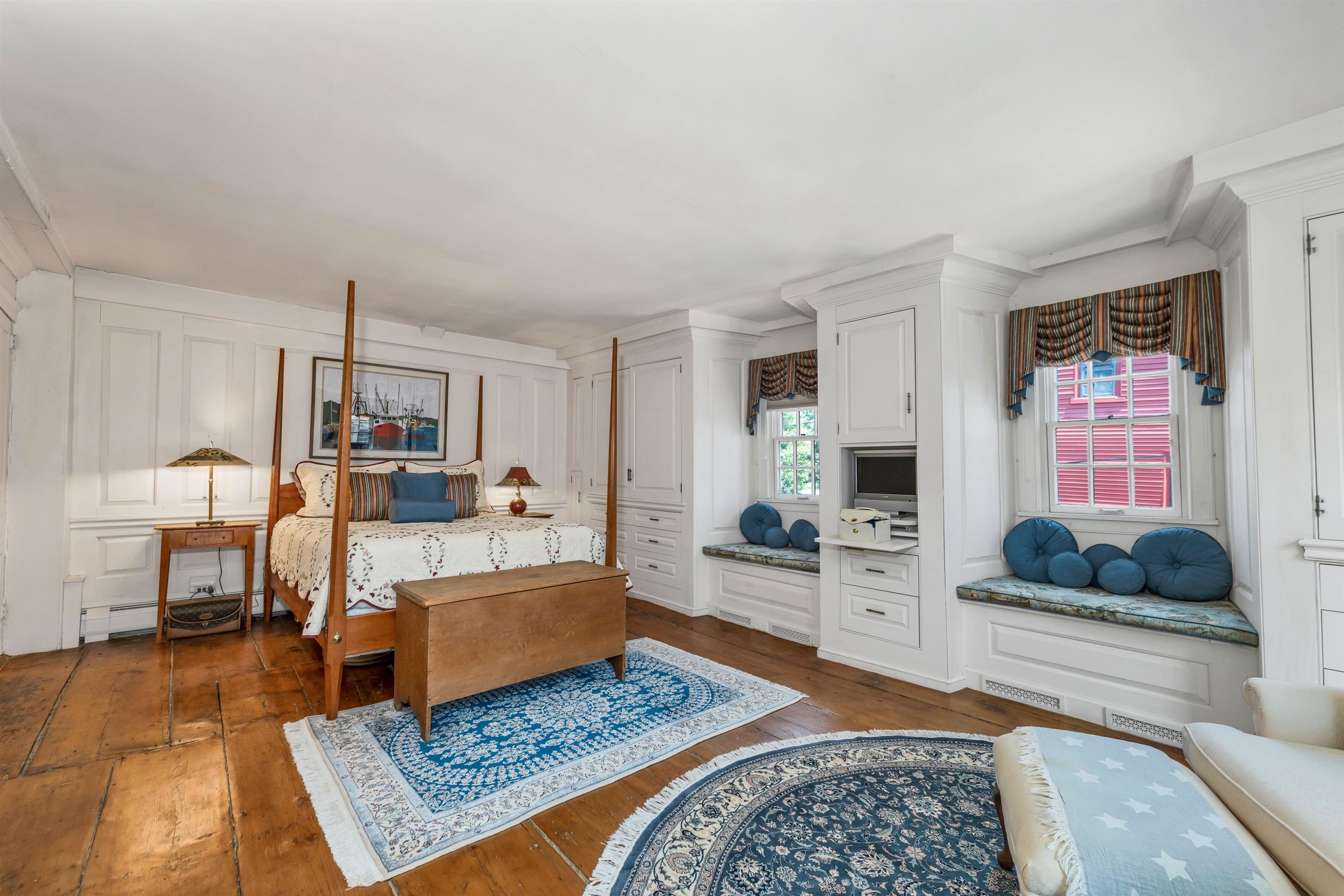 Portsmouth, New Hampshire, 03801, United States, 3 Bedrooms Bedrooms, ,1 BathroomBathrooms,Residential,For Sale,1919932