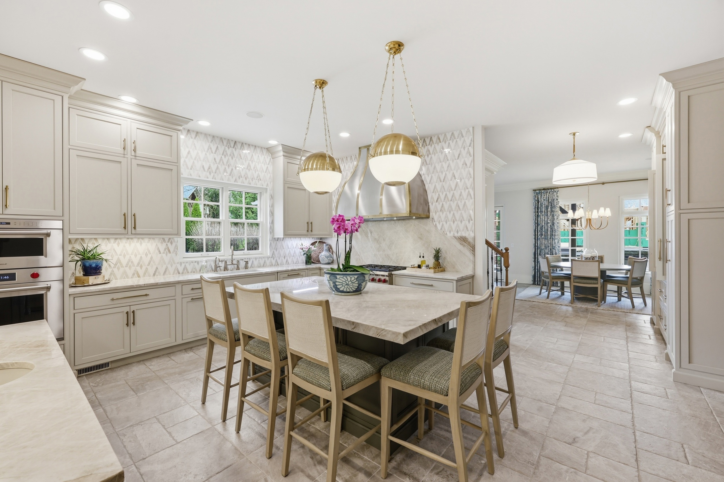  4848 Chelmsbury Lane - 物件實景