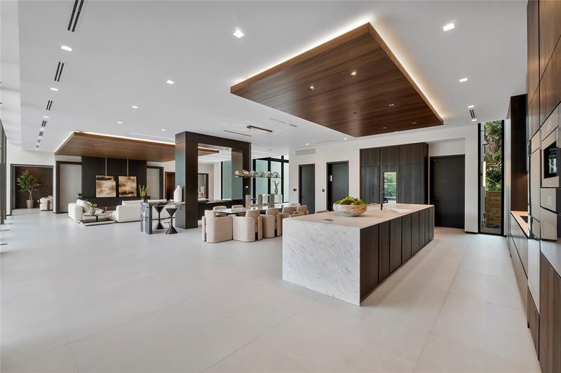681 Golden Harbour Drive, Boca Raton, Florida, 33432, United States, 6 Bedrooms Bedrooms, ,7 BathroomsBathrooms,Residential,For Sale,681 Golden Harbour Drive,1680950