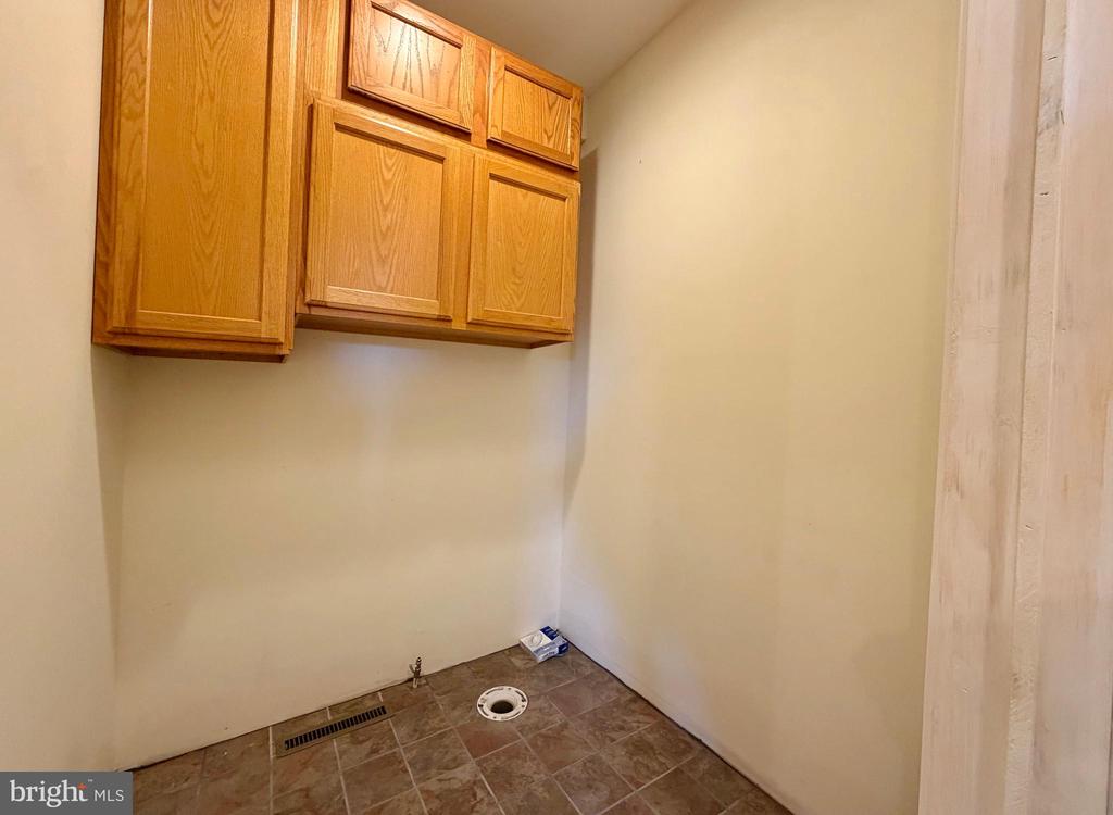 Bloomery, West Virginia, 26817, United States, 3 Bedrooms Bedrooms, ,2 BathroomsBathrooms,Residential,For Sale,1980909