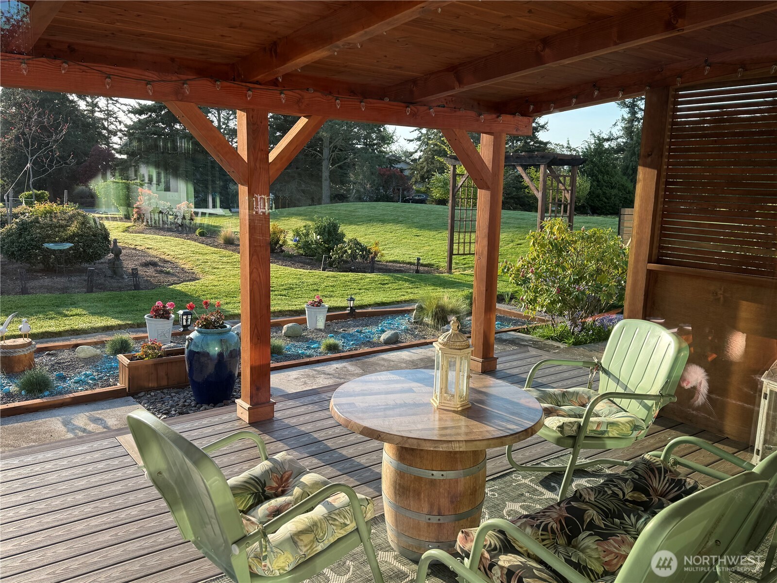 Oak Harbor, Washington, 98277, United States, 3 Bedrooms Bedrooms, ,1 BathroomBathrooms,Residential,For Sale,1897751