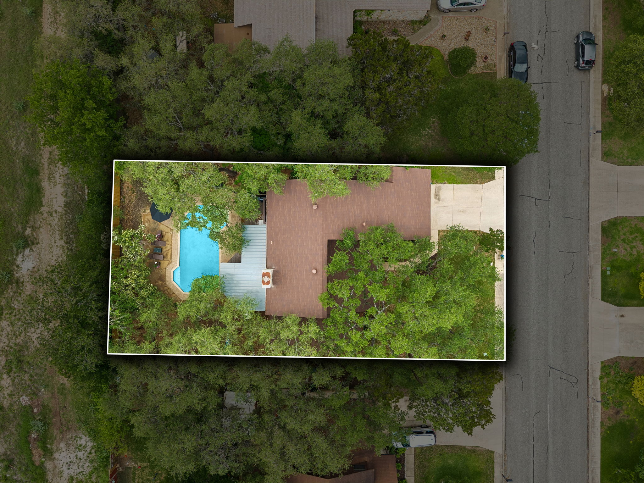  Oak-Canopied Retreat with Pool and Media Room - 物件實景