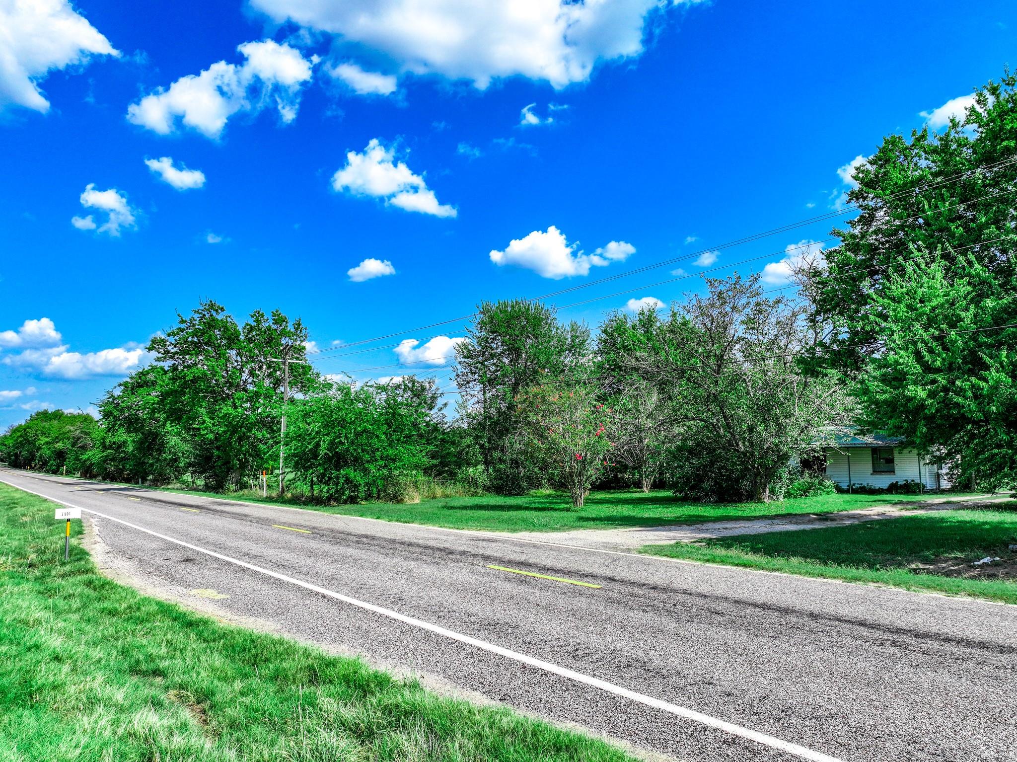 Cumby, Texas, 75433, United States, 3 Bedrooms Bedrooms, ,2 BathroomsBathrooms,Residential,For Sale,1976909