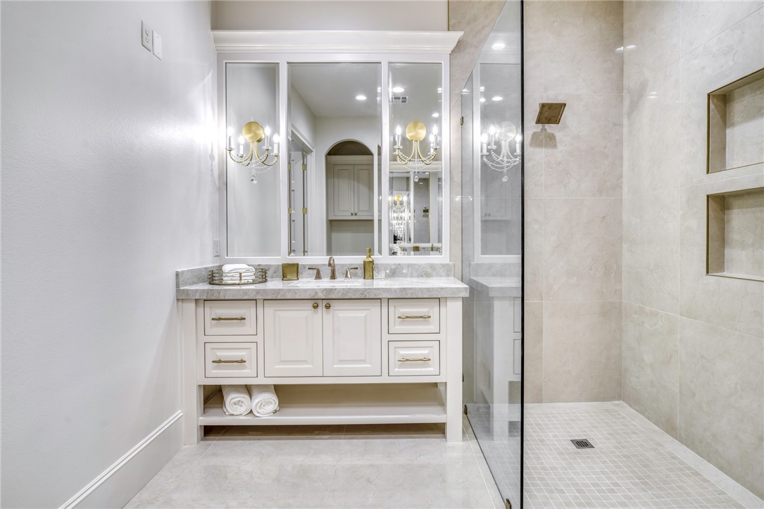 Bryan, Texas, 77802, United States, 4 Bedrooms Bedrooms, ,4 BathroomsBathrooms,Residential,For Sale,1974638