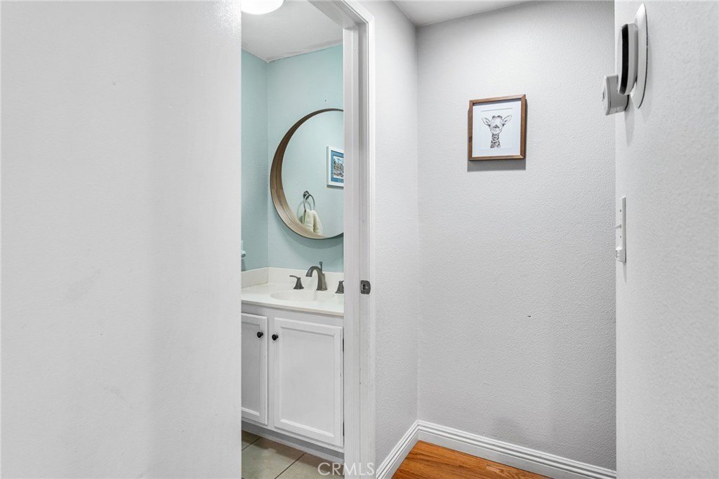 Pasadena, California, 91101, United States, 3 Bedrooms Bedrooms, ,3 BathroomsBathrooms,Residential,For Sale,1984224