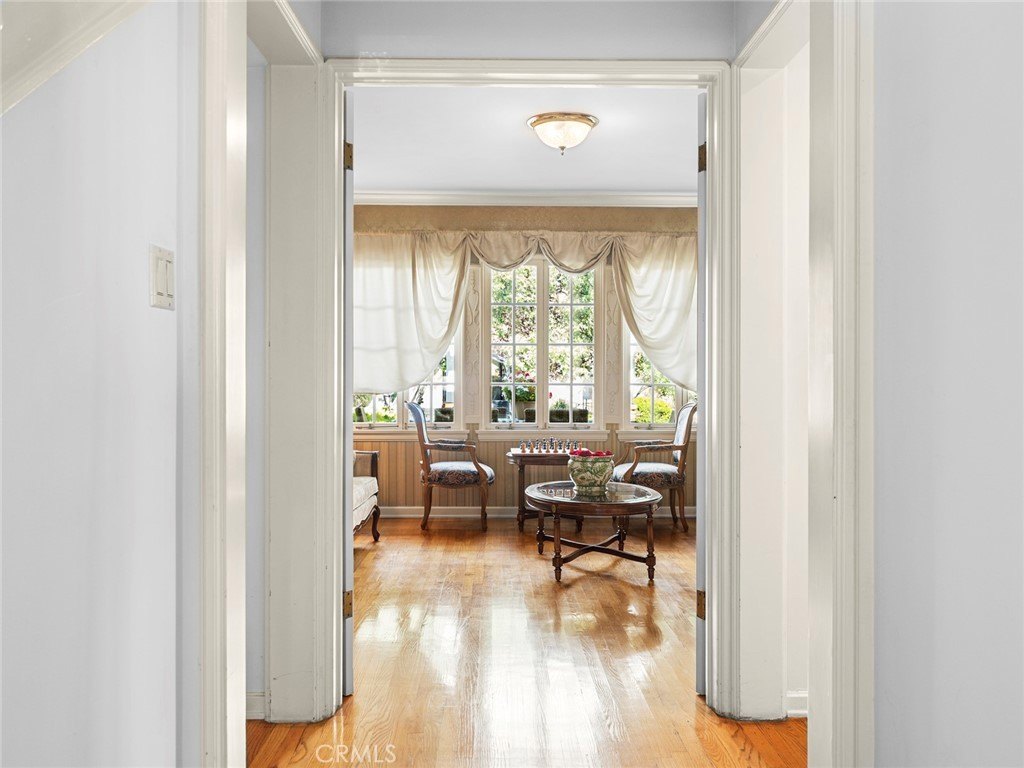 Glendale, California, 91207, United States, 4 Bedrooms Bedrooms, ,3 BathroomsBathrooms,Residential,For Sale,1910492