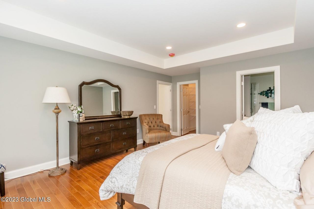 Saratoga Springs, New York, 12866, United States, 3 Bedrooms Bedrooms, ,3 BathroomsBathrooms,Residential,For Sale,1986306