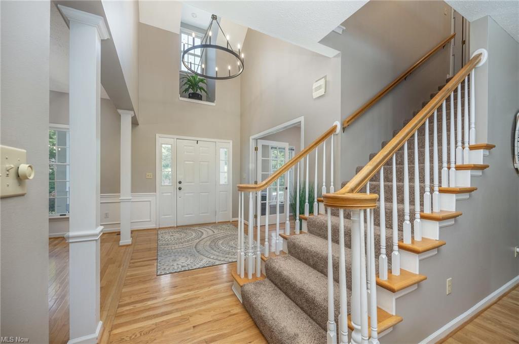 Marietta, Ohio, 45750, United States, 4 Bedrooms Bedrooms, ,5 BathroomsBathrooms,Residential,For Sale,1931542