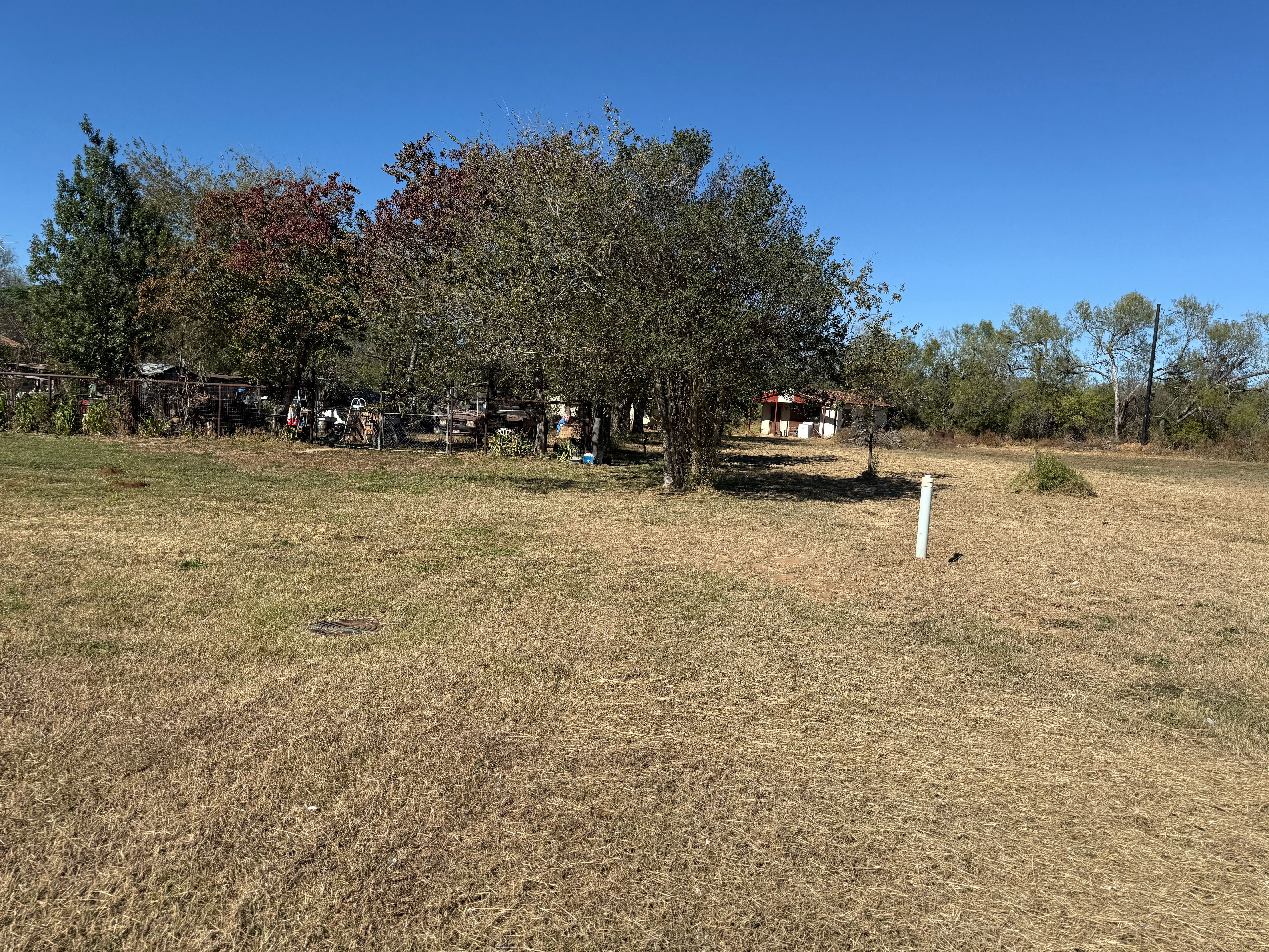  Corner Lot with Dual Frontage - 物件實景
