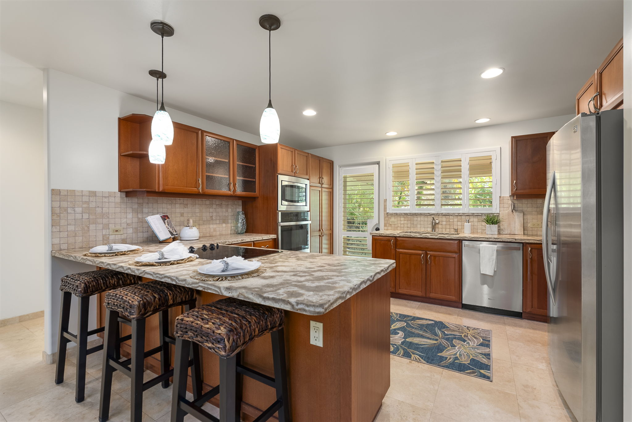 Kailua, Hawaii, 96734, United States, 6 Bedrooms Bedrooms, ,4 BathroomsBathrooms,Residential,For Sale,1981977