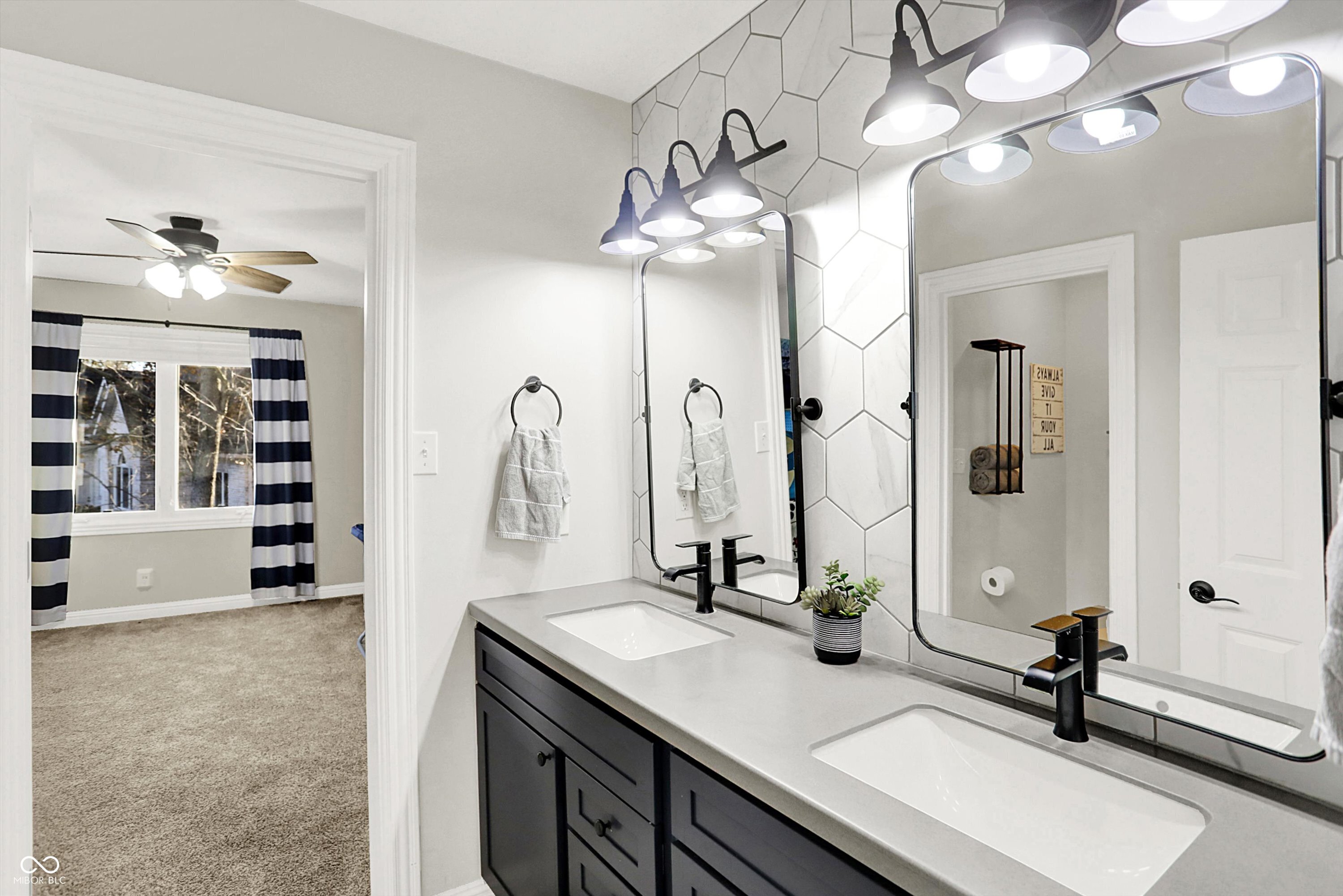 Fishers, Indiana, 46037, United States, 6 Bedrooms Bedrooms, ,5 BathroomsBathrooms,Residential,For Sale,1992348