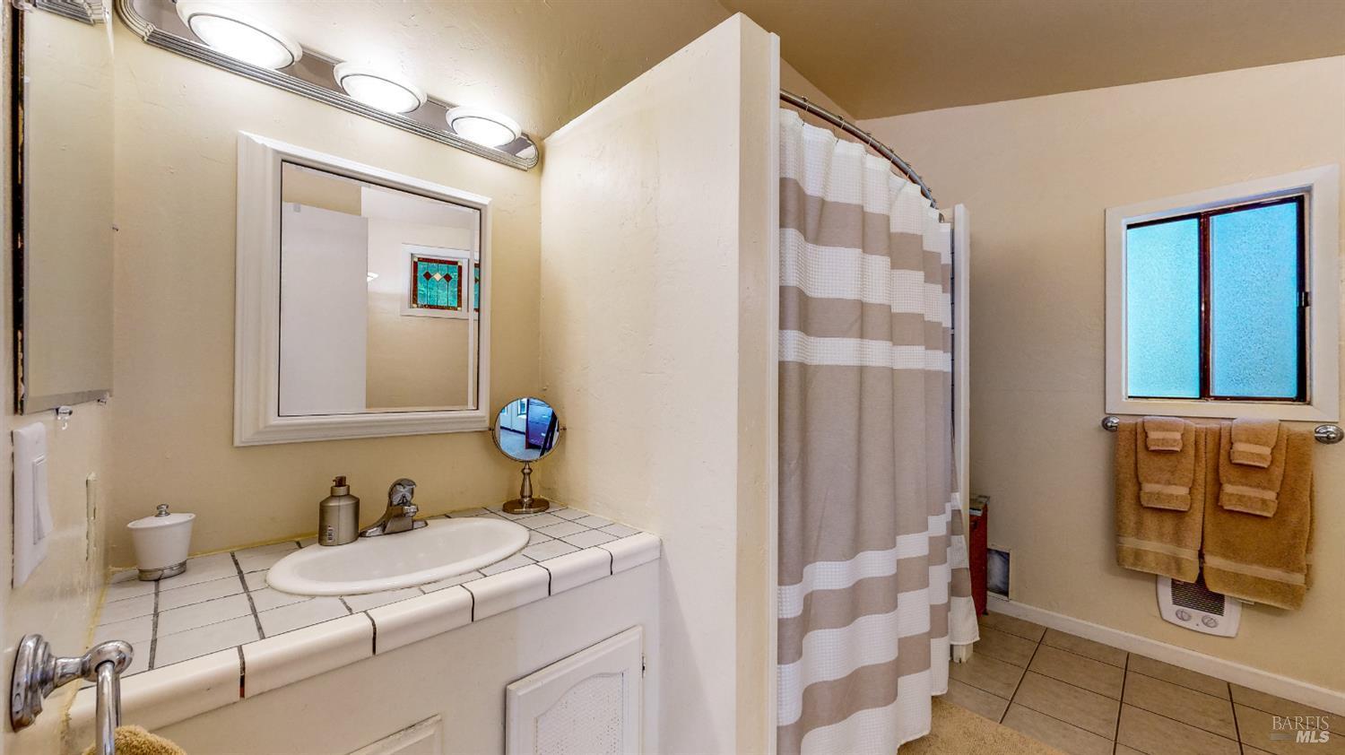 Monte Rio, California, 95462, United States, 2 Bedrooms Bedrooms, ,3 BathroomsBathrooms,Residential,For Sale,1861966