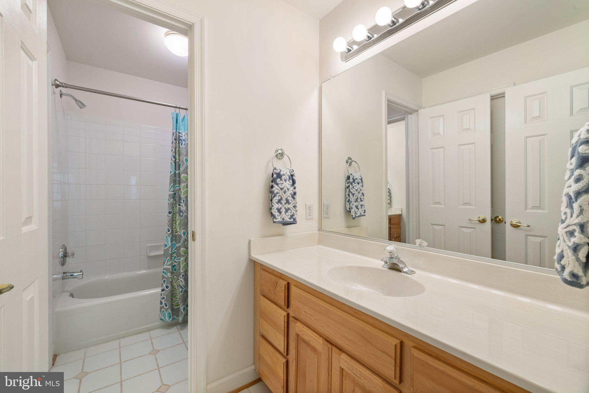 Warrenton, Virginia, 20186, United States, 6 Bedrooms Bedrooms, ,6 BathroomsBathrooms,Residential,For Sale,1914249