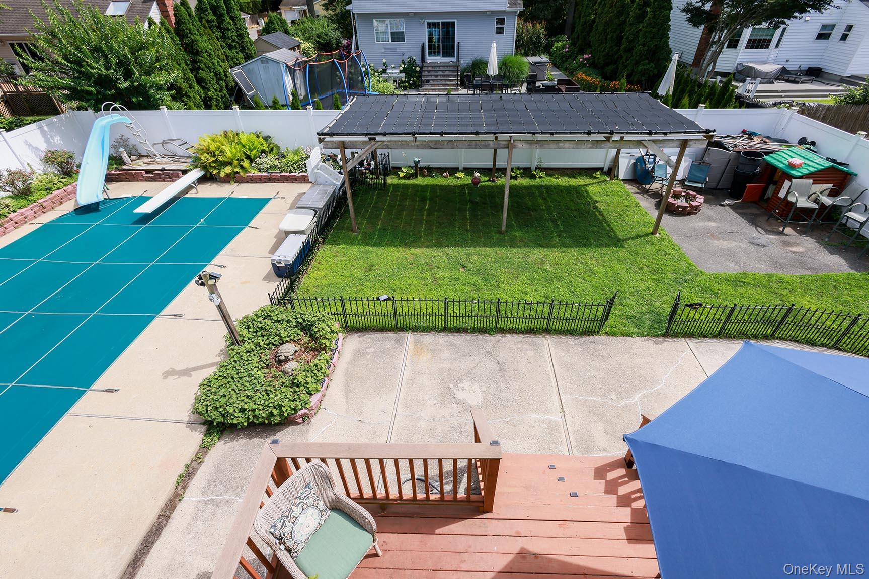 Shirley, New York, 11967, United States, 4 Bedrooms Bedrooms, ,4 BathroomsBathrooms,Residential,For Sale,1901619