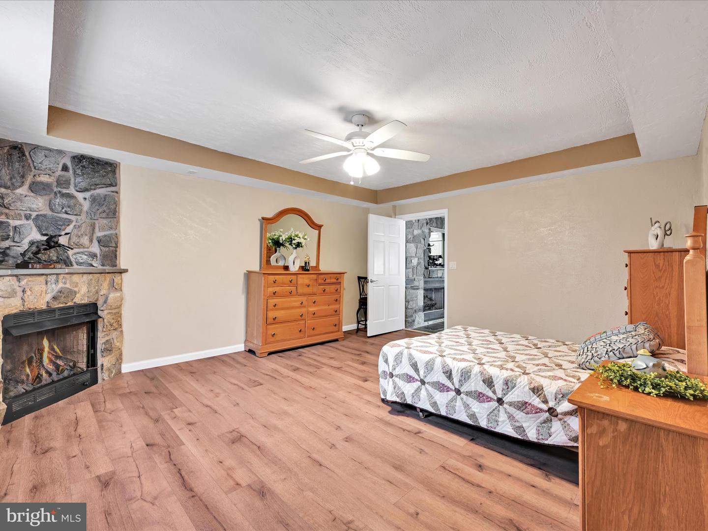 Manheim, Pennsylvania, 17545, United States, 7 Bedrooms Bedrooms, ,3 BathroomsBathrooms,Residential,For Sale,1991090