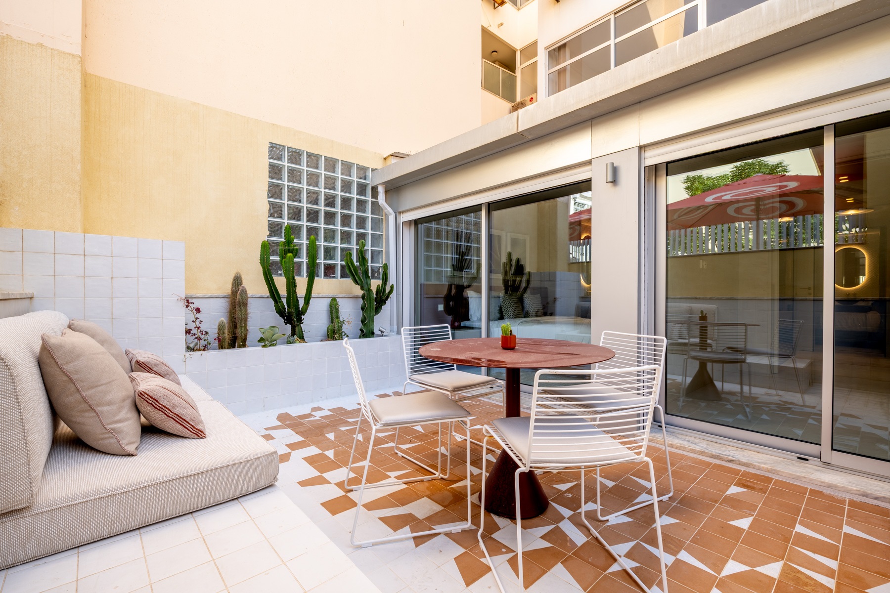  Flat, 2 bedrooms, for Sale - 物件實景